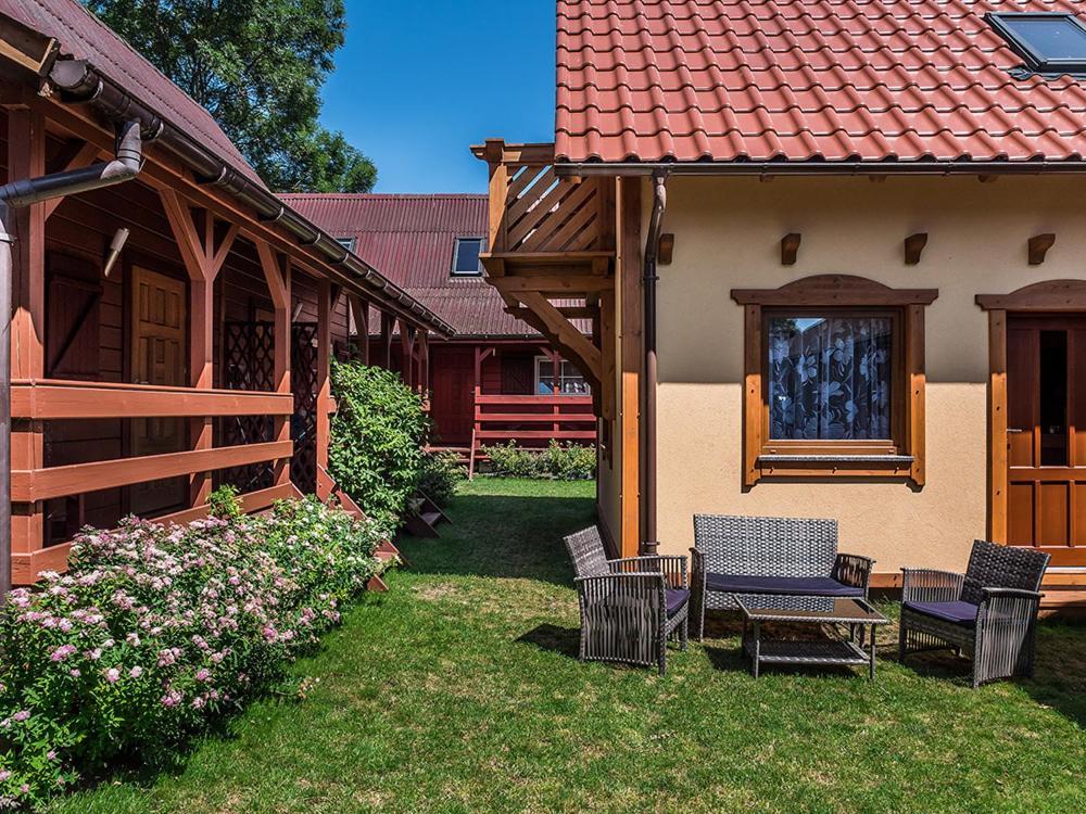 U Sylwi Domki Drewniane Trzęsacz Exterior foto