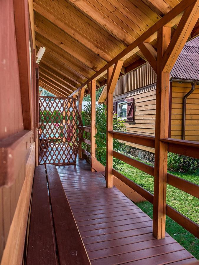 U Sylwi Domki Drewniane Trzęsacz Exterior foto