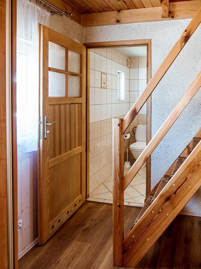 U Sylwi Domki Drewniane Trzęsacz Exterior foto